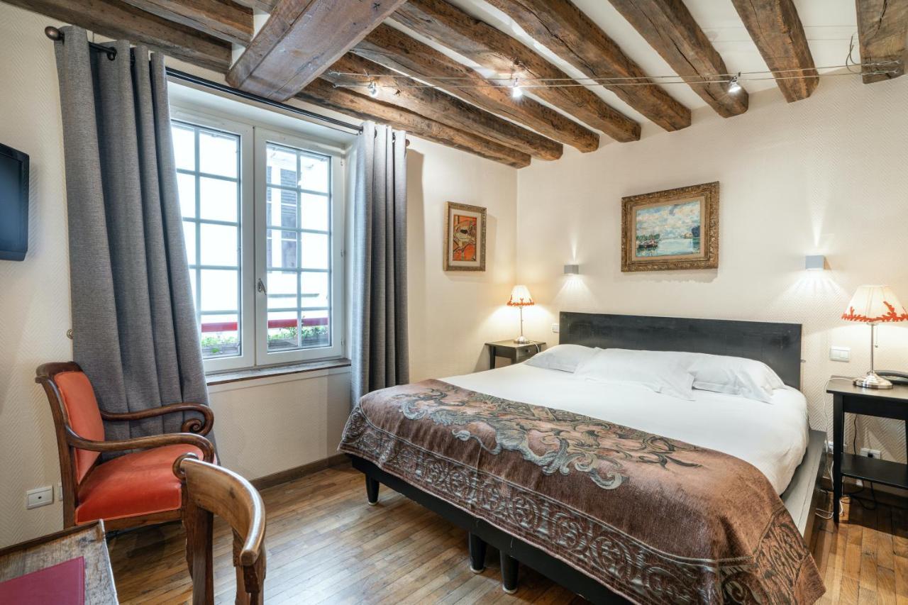 Hotel L'absinthe 3*